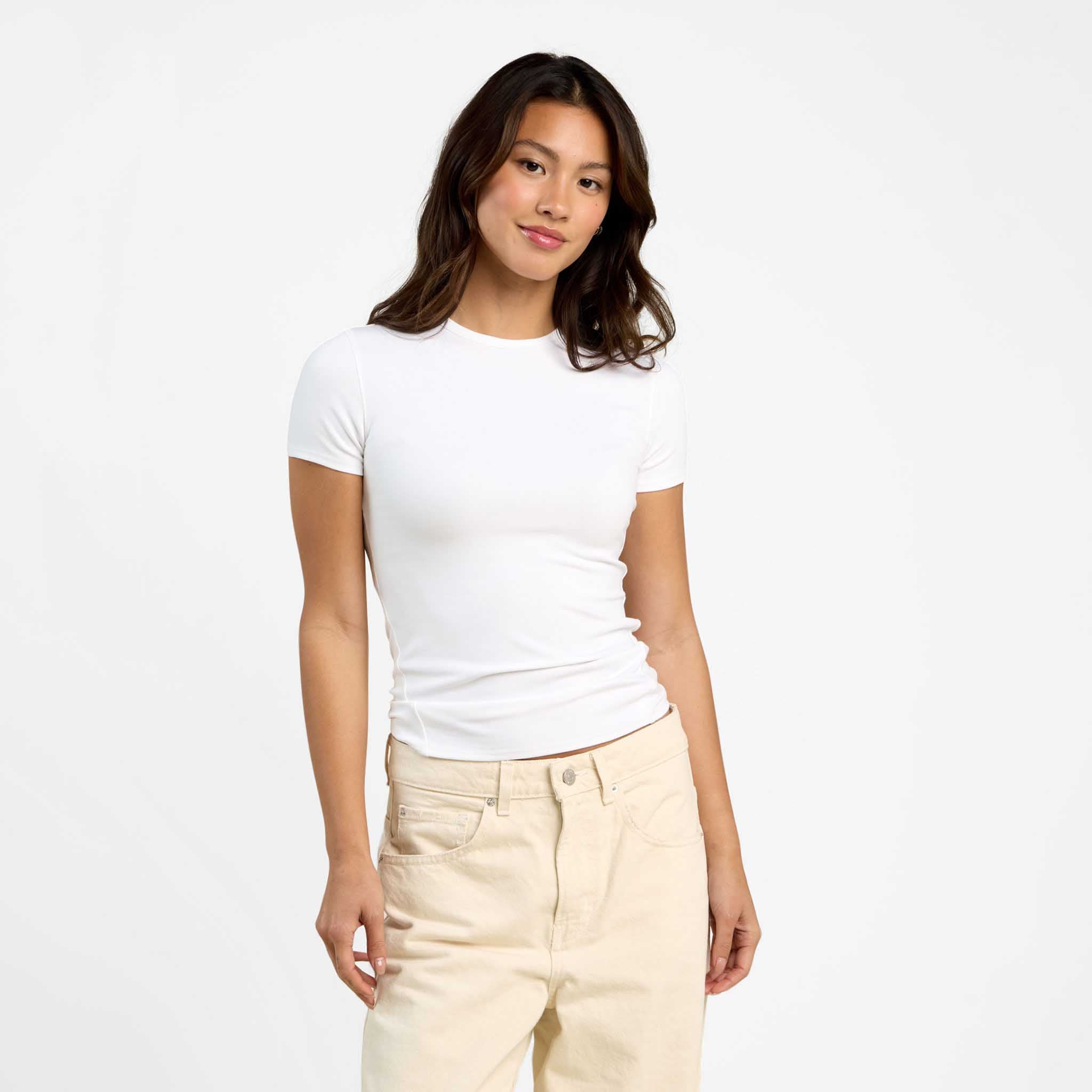 White / M