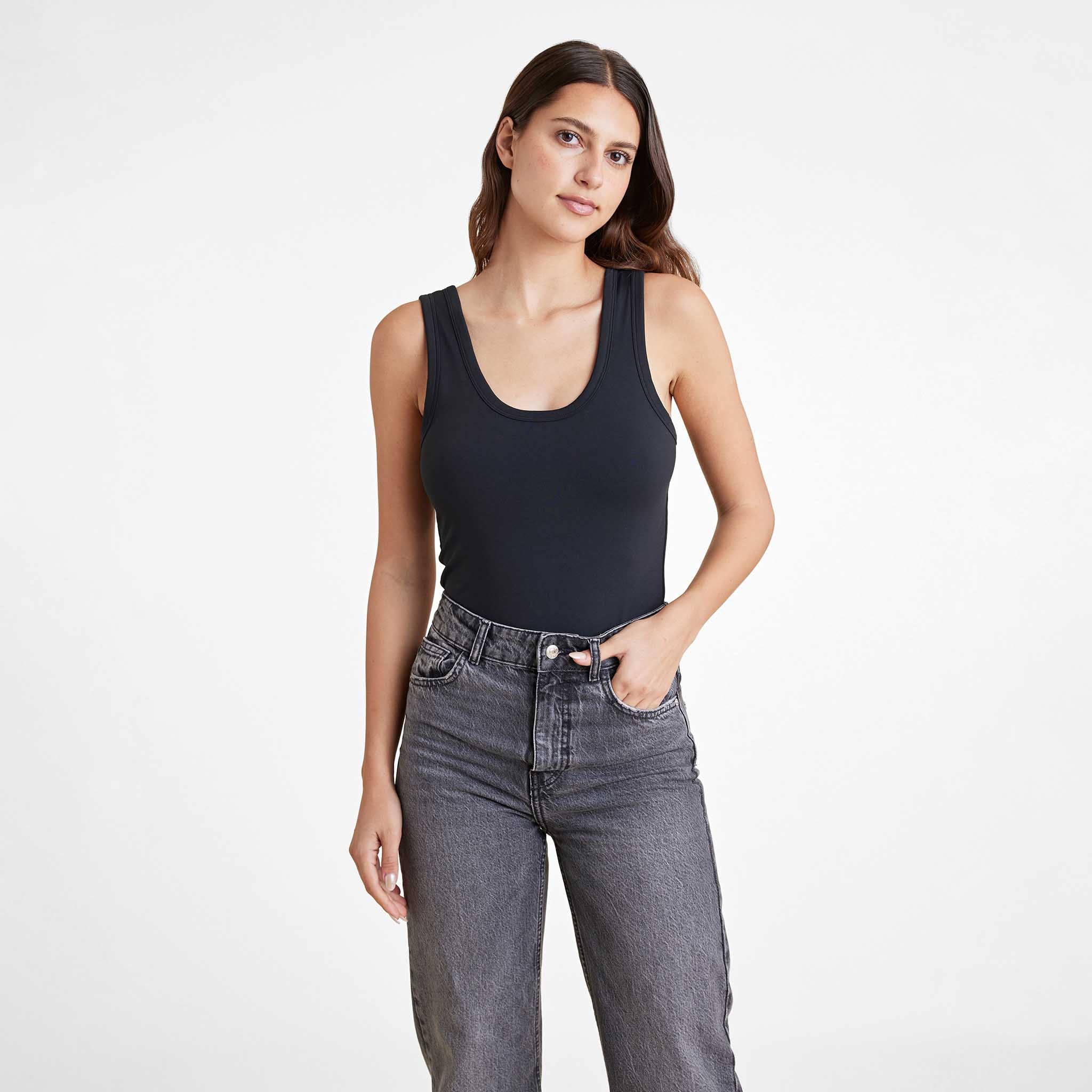 Seamless Scoop Tank Bodysuit | Black